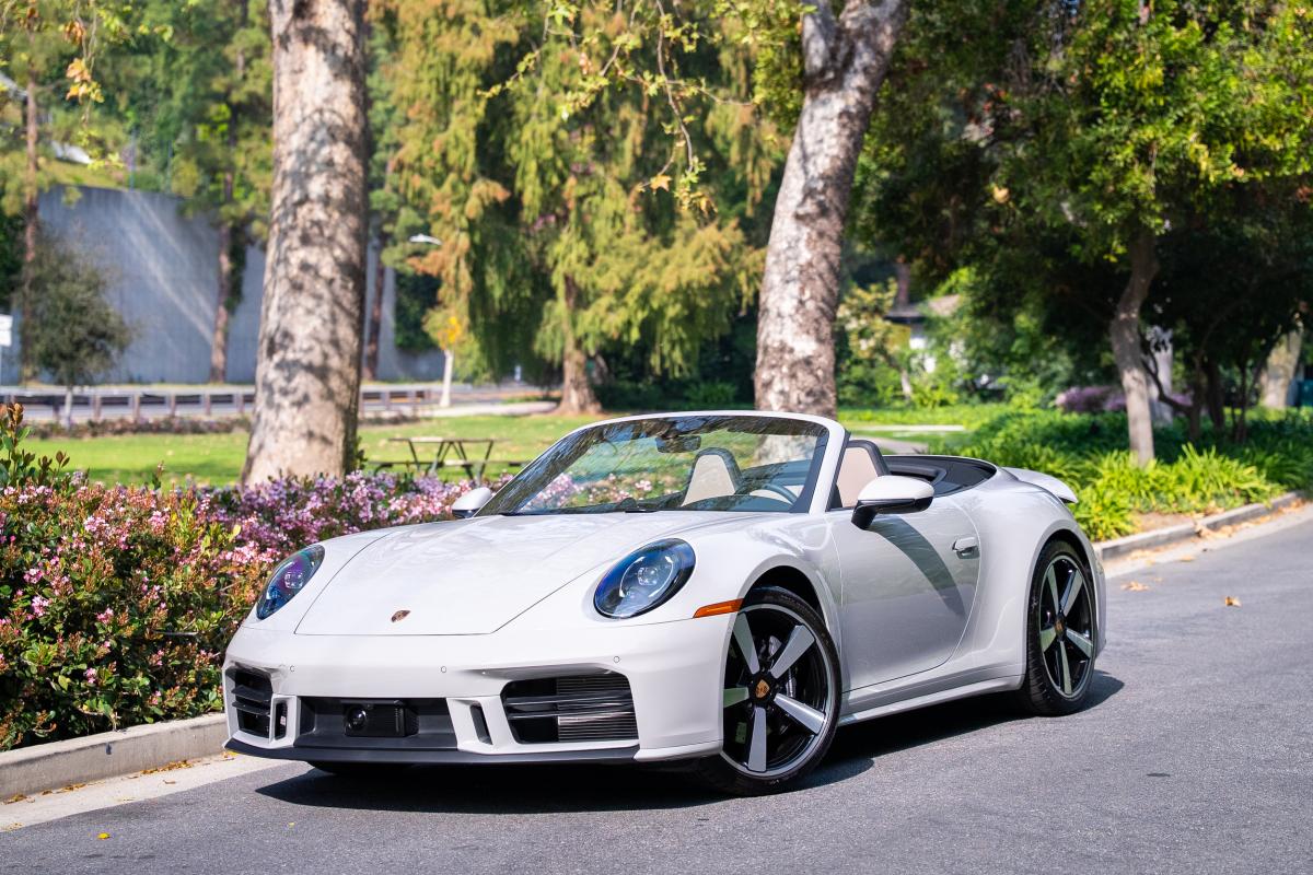 Porsche 911 Carrera Rental in Los Angeles