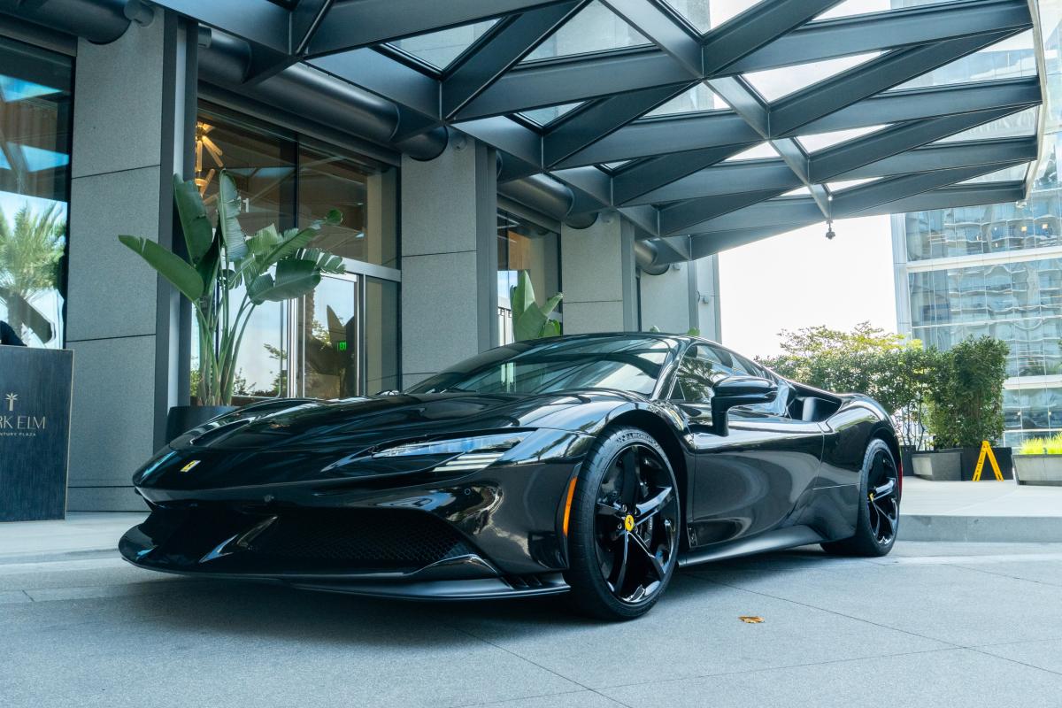 Ferrari SF90 Stradale Coupe Rental in Los Angeles Thumbnail 