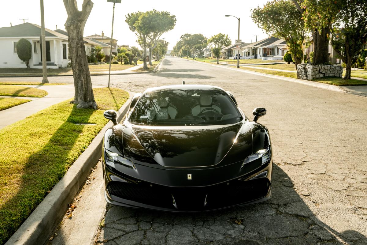 Ferrari SF90 Stradale Coupe Rental in Los Angeles Thumbnail 
