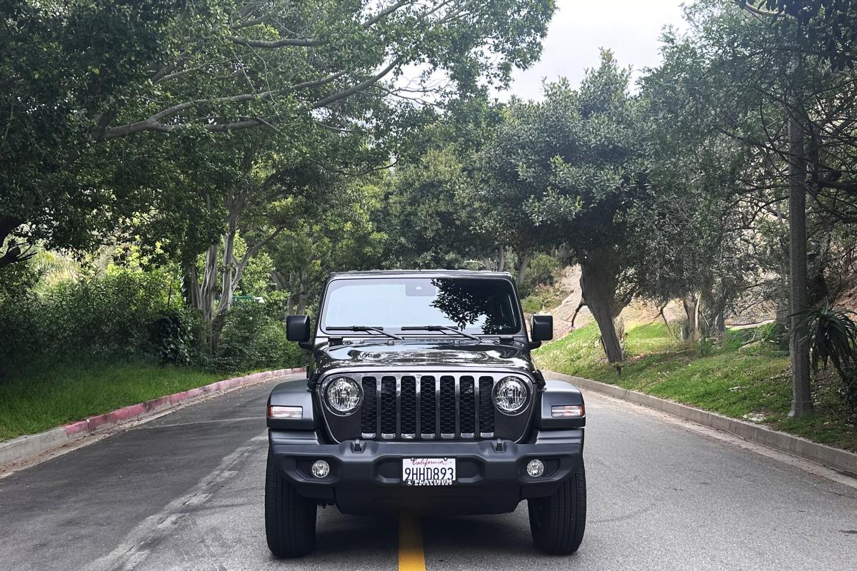 Jeep Wrangler Thumbnail 