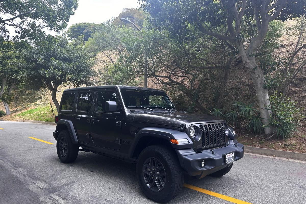 Jeep Wrangler Thumbnail 