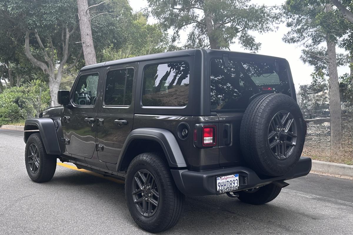 Jeep Wrangler Thumbnail 