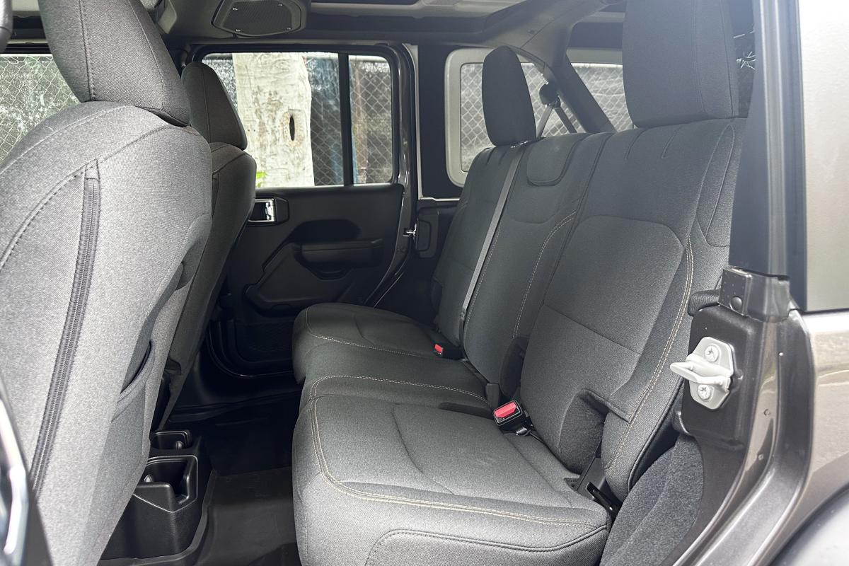 Jeep Wrangler Thumbnail 