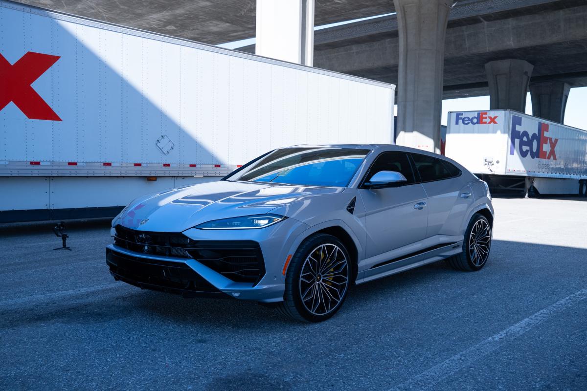 Lamborghini Urus Rental in Los Angeles