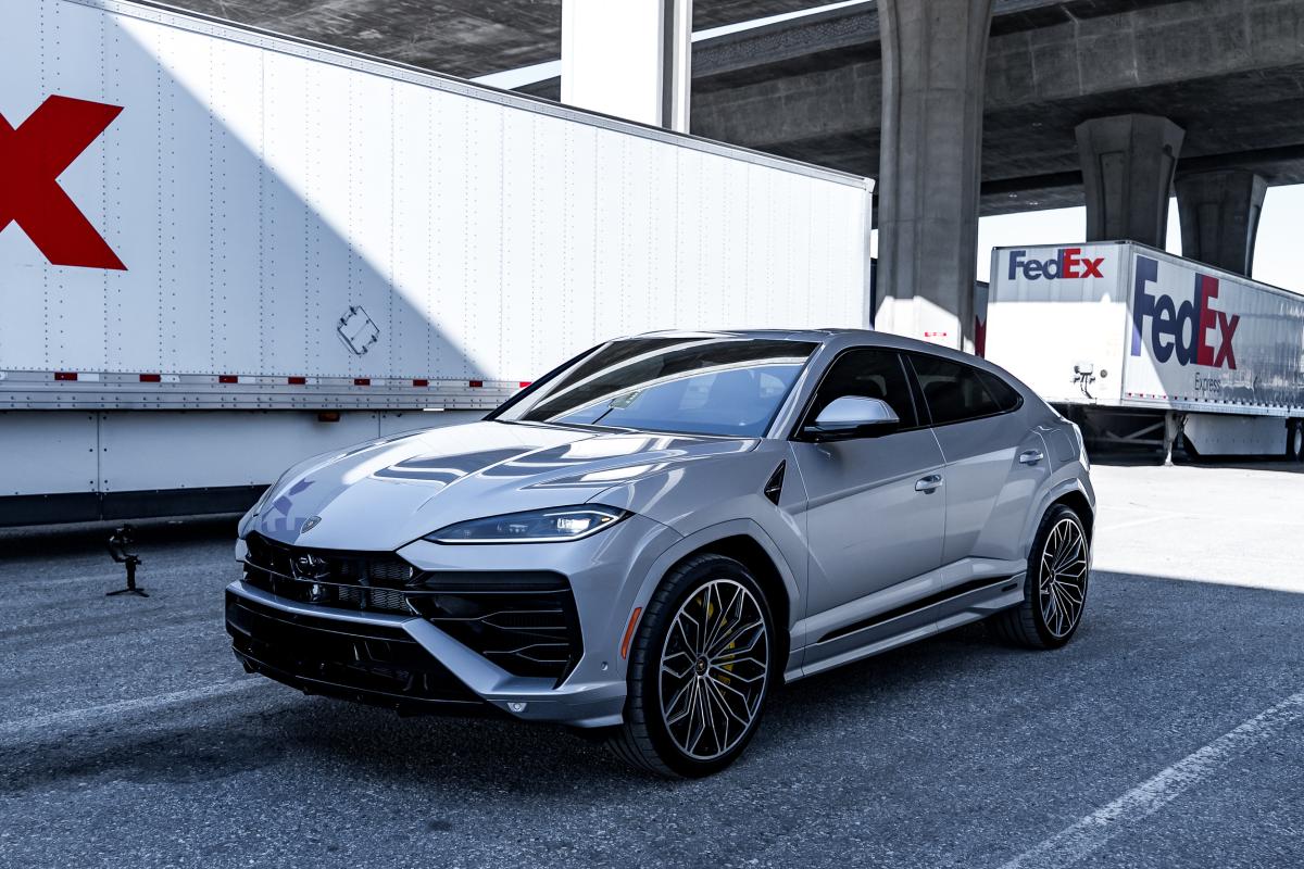 Lamborghini Urus Rental in Los Angeles