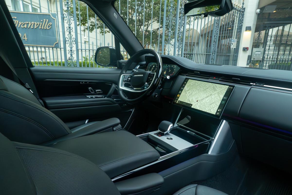 Land Rover Range Rover SE Long Wheelbase in Los Angeles Thumbnail 