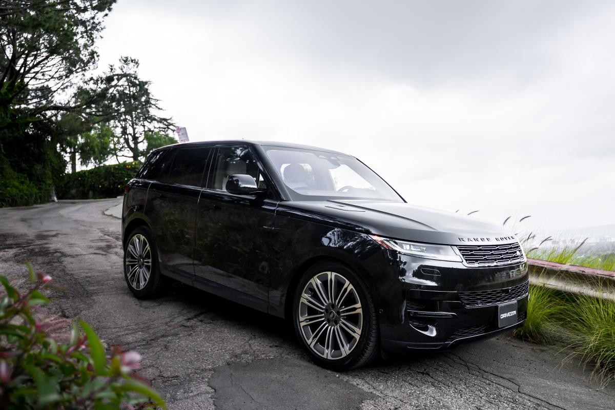 Range Rover Sport Rental in Los Angeles Thumbnail 