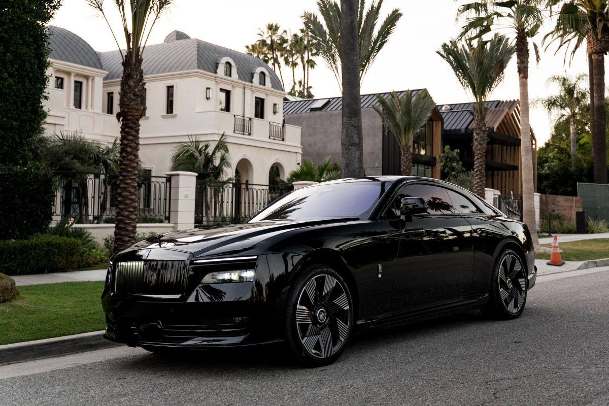 Rolls Royce Spectre for Rental in Los Angeles